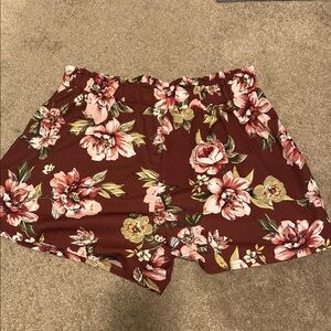 SHEIN Curve Floral Women's Shorts - Red and Pink